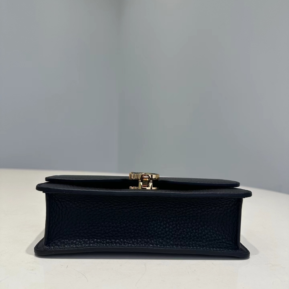 Burberry 23s lychee pattern cowhide TB metallic leather crossbody bag - Picture 7 of 9